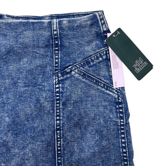 NWT Wild Fable Mini Denim Skirt Women's Size 16 Acid Washed Blue Stretch - Picture 6 of 8
